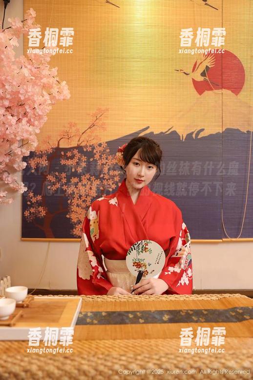 秀人网-小茉莉jasmine 秀人网 - 小茉莉jasmine的丝袜有什么魔咒?爬上高清照片,我的视线就停不下来!