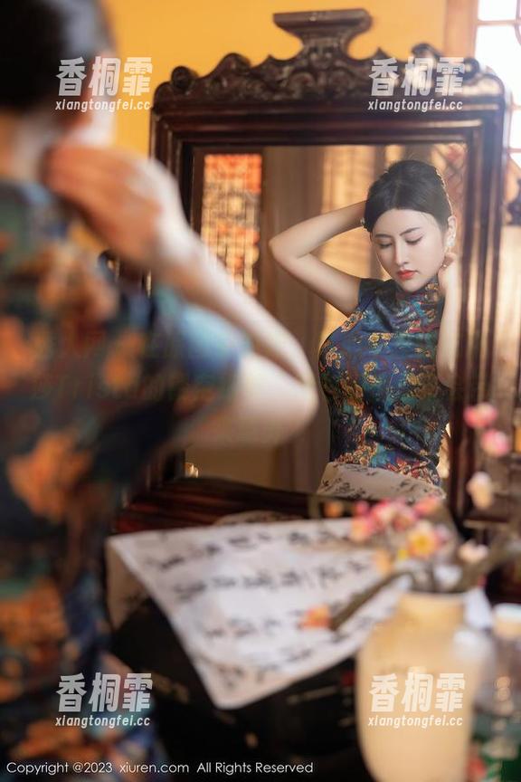 秀人网-瑞莎Trista 秀人网 - 在原图中游走,真心不想错过瑞莎Trista的镂空细节,图包到底会不会带来意外?
