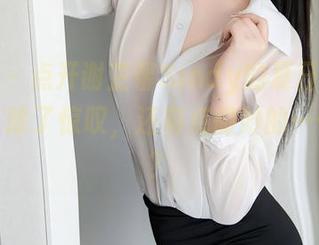 秀人网 - 点开谢芷馨Sindy的夏日最新写真集，除了惊叹，还有点微妙的……焦虑？