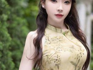 秀人网 - 你有没有见过这么撩的旗袍？金允珍呐的作品集，电击下载中!