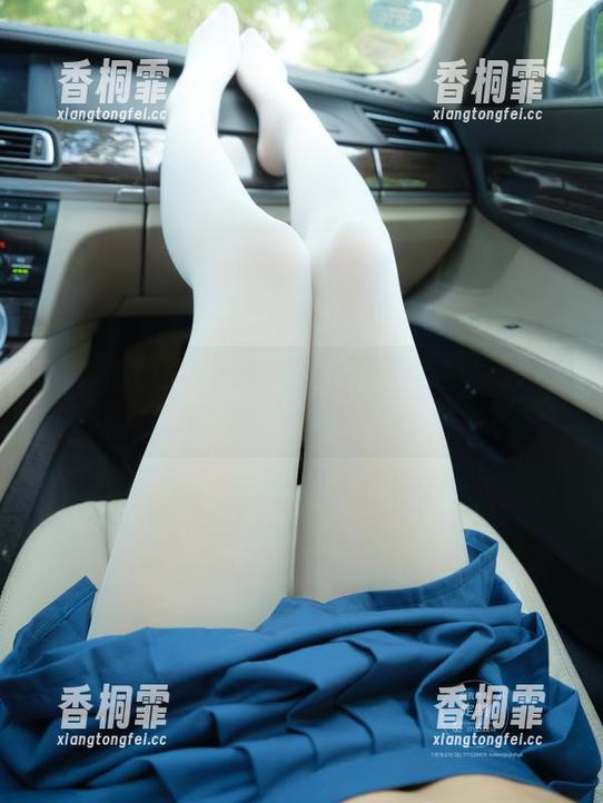 紧急企划-一只喵喵梓 紧急企划 - 一只喵喵梓的泳池精选–水中溅出的那些迷离瞬间