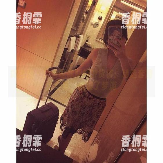 微密圈 - 紫色哒豚豚的杂货铺：精选套图大合集，像极了梦游