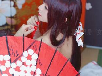 微密圈 - 羊小雪juvia的女仆装写真集，真的只是‘女仆’吗？疑惑……