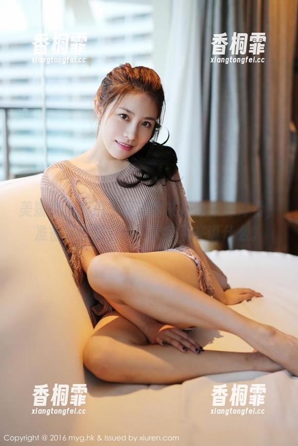 美媛馆 - 听说王馨瑶的礼服合集超好看，准备下载研究一下大家都在说什么。