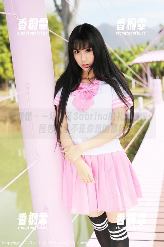 美媛馆 - 一场许诺Sabrina的礼服盛典：图包完全不是你想的那样