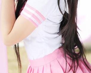 美媛馆 - 图册里的校服美学：黄密儿，你在干嘛？