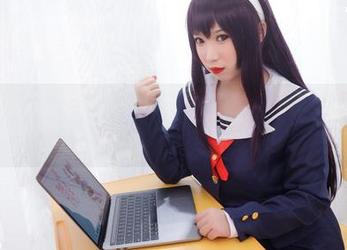 有猫在的电车，不一样的“胡桃猫Kurumineko”视角，作品集刚刚更新，别眨眼！