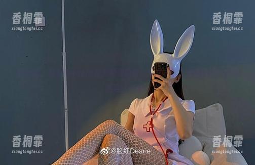 脸红Dearie 微密圈 - 脸红Dearie完美眼镜图包,分享一下,没想到这一回竟然这么好看!