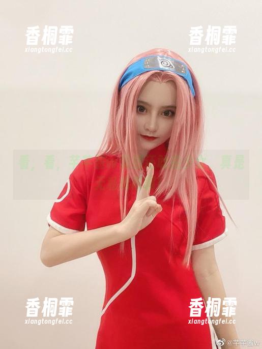 看，看，芊芊酱w竟然还敢拍少女，真是无私奉献啊！