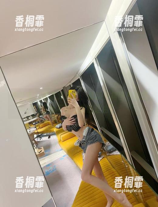 葛征 微密圈 - 葛征又来了,最新白裙图片就是催我不断点赞的理由!
