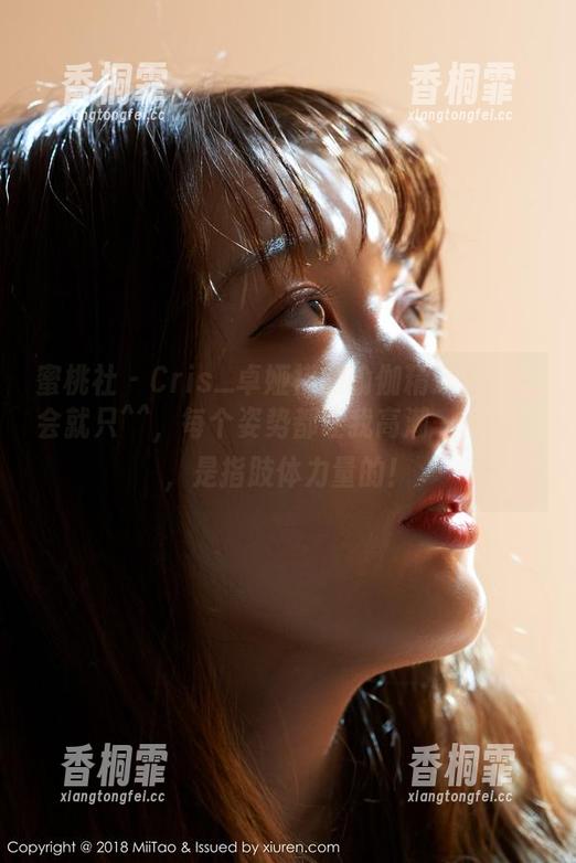 蜜桃社-Cris_卓娅祺 蜜桃社 - Cris_卓娅祺的瑜伽精选:我不会就只^^,每个姿势都让我高潮——咳咳,是指肢体力量的!