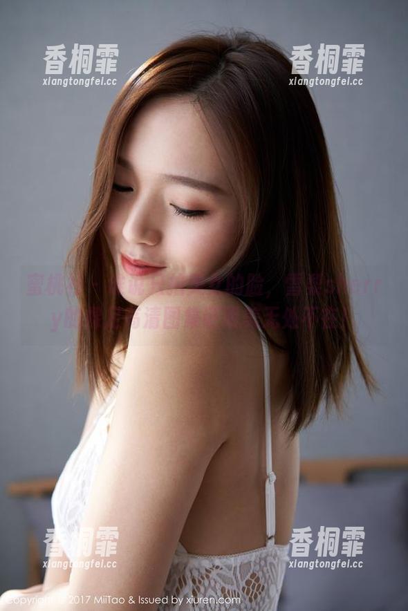 蜜桃社 - 谁说只拍美女的脸，雪梨sherry的裸足高清图集证明美无处不在！