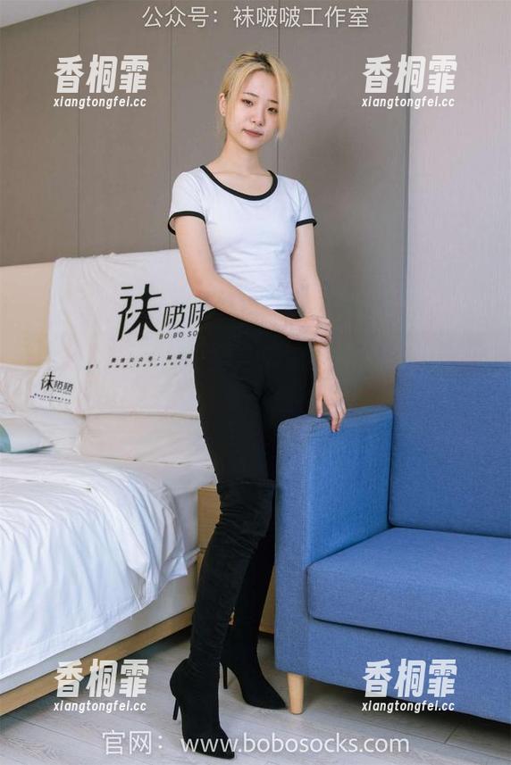 袜啵啵 - 原图更新，奶油的连体泳衣裤里丝，还有更多想说的……