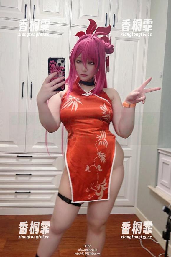 看过贝贝琪Becky的欧根亲王水着合集，你可能会对沙滩有新的期待！