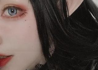 高画质还是小块？起司块wii的柴郡礼服写真集来了，真心让人捉摸不透。