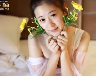青豆客 - 尤美Yumi长腿的作品集，现实与审美，腿总被误解