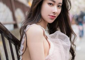 魅妍社 - Jenny佳妮的粉色图片，明明在放电却又让人心虚。